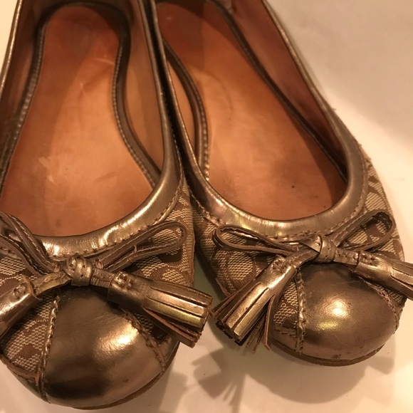 Coach Flats - Picture 2 of 4